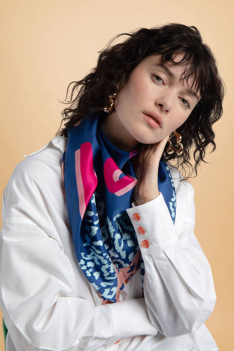 Jerry Born Wild Scarf 90 x 90