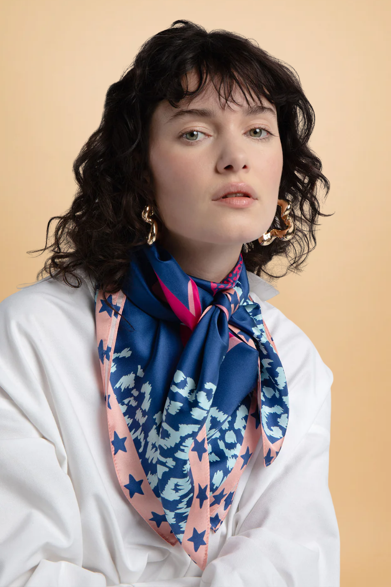 Jerry Born Wild Scarf 90 x 90