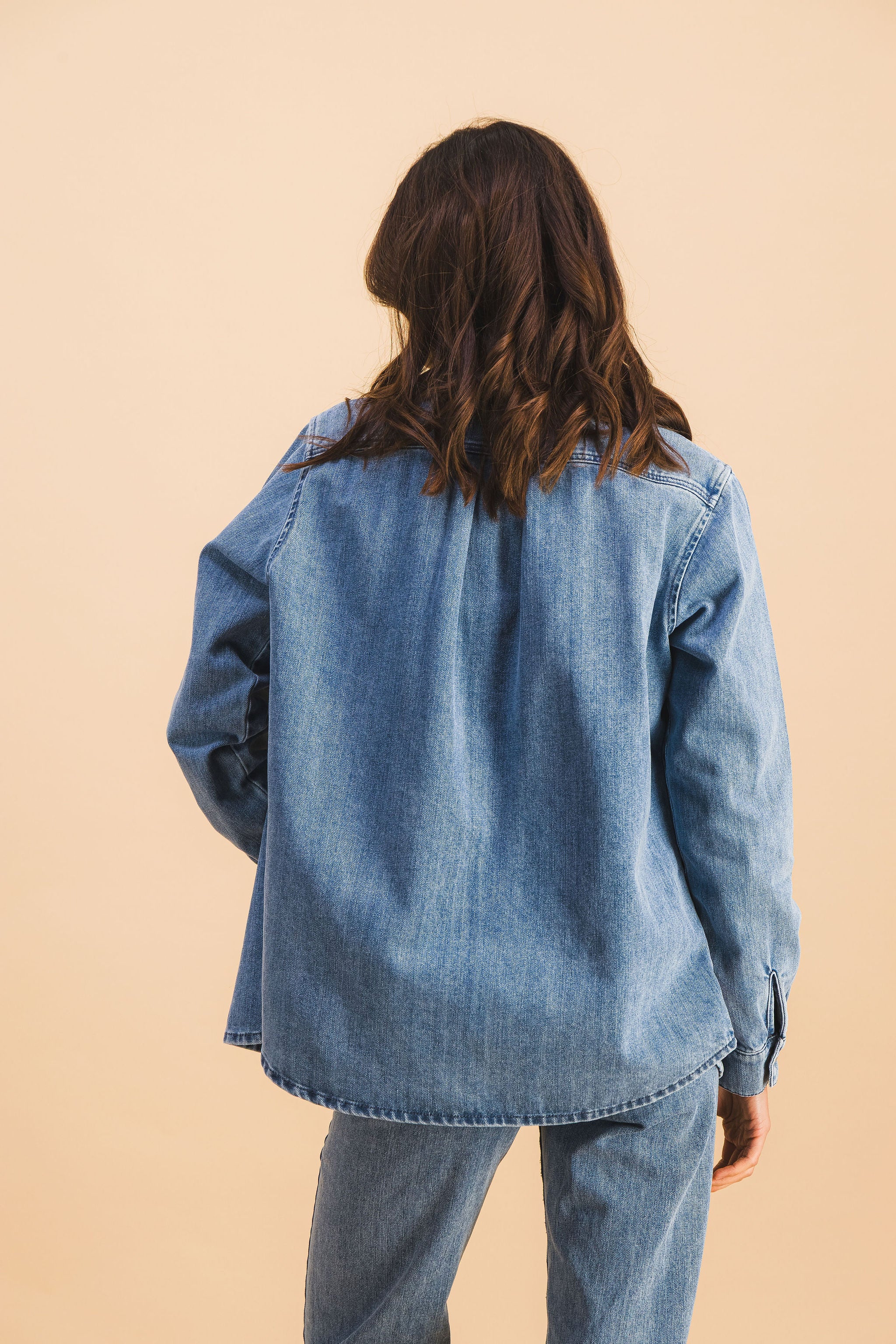LEONIE LIGHT DENIM SHIRT