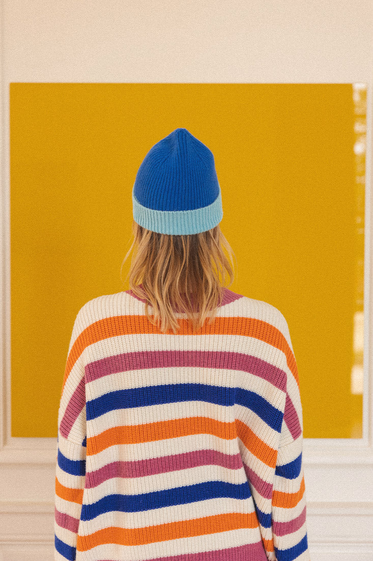 Arthur blue hat